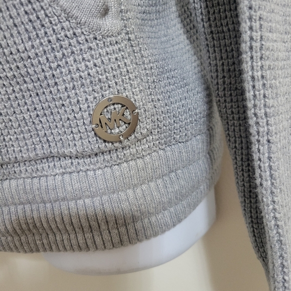 Michael Kors Women’s Knit Pullover Sweater Gray Size Small - Picture 3 of 6